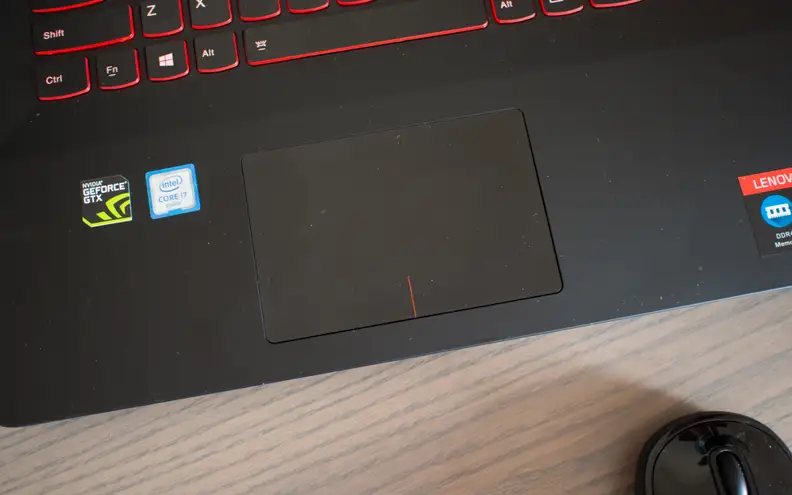 Lenovo IdeaPad Y700 Trackpad