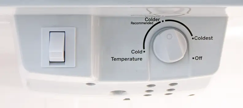 Despite the label, the GE GTE16GSHSS's recommended Colder setting isn't quite cold enough.