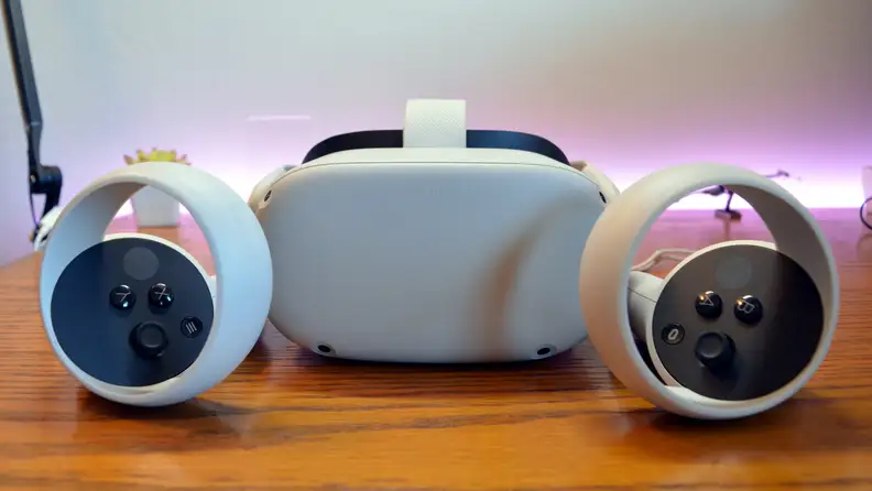 Oculus Quest 2 Front