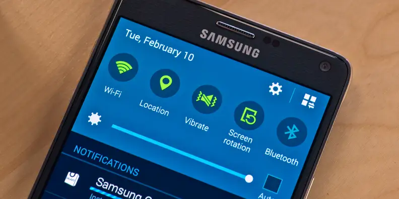 A photograph of the Samsung Galaxy Note 4's power menu.