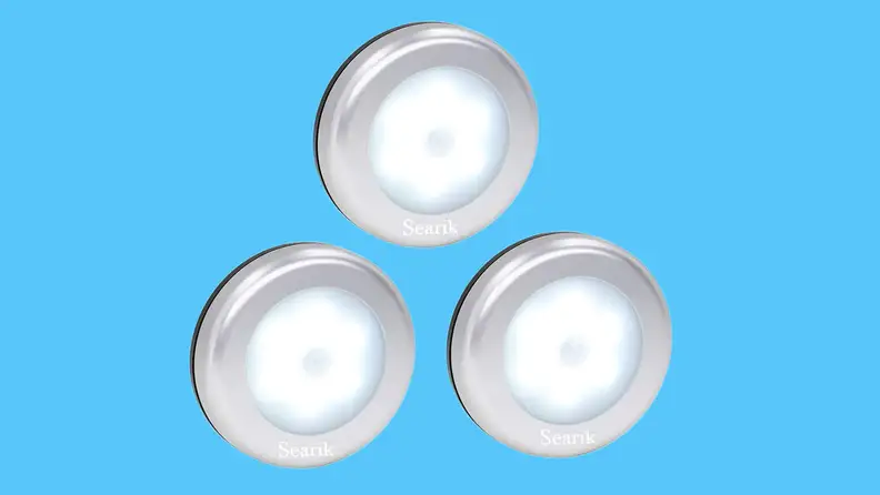 Product shot of the Searik Motion Lights.