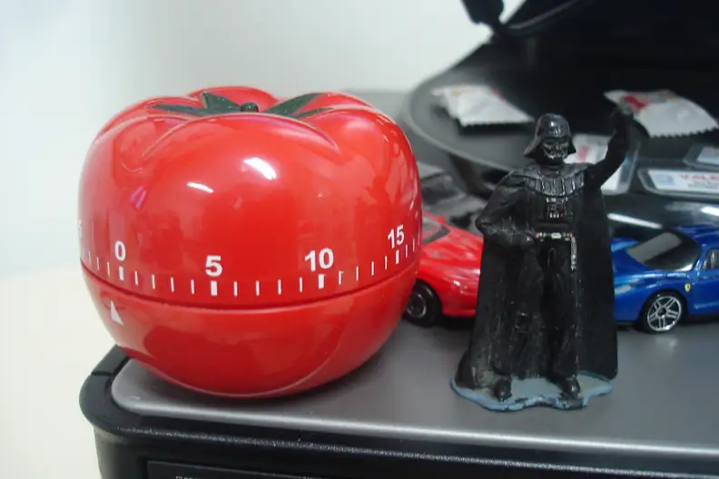 kitchen timer shaped like apple