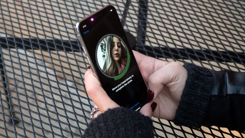 Apple iPhone X Face ID