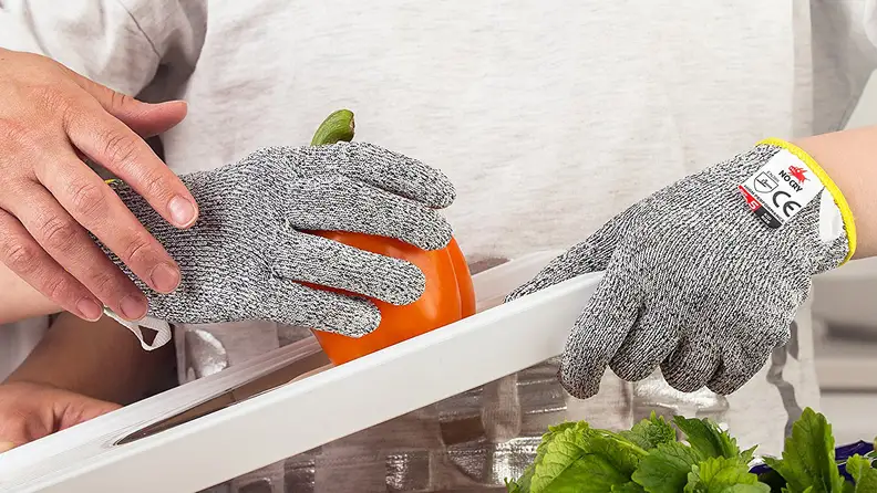 NoCry Kitchen Gloves