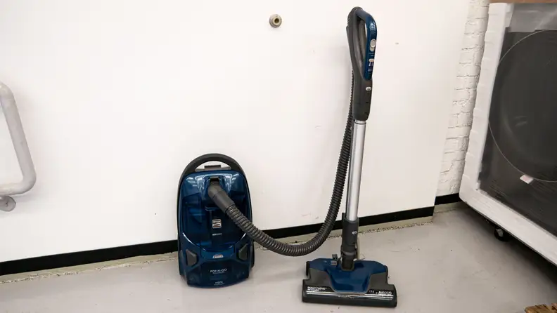 The Kenmore BC4026 canister vacuum in purple on a white background.