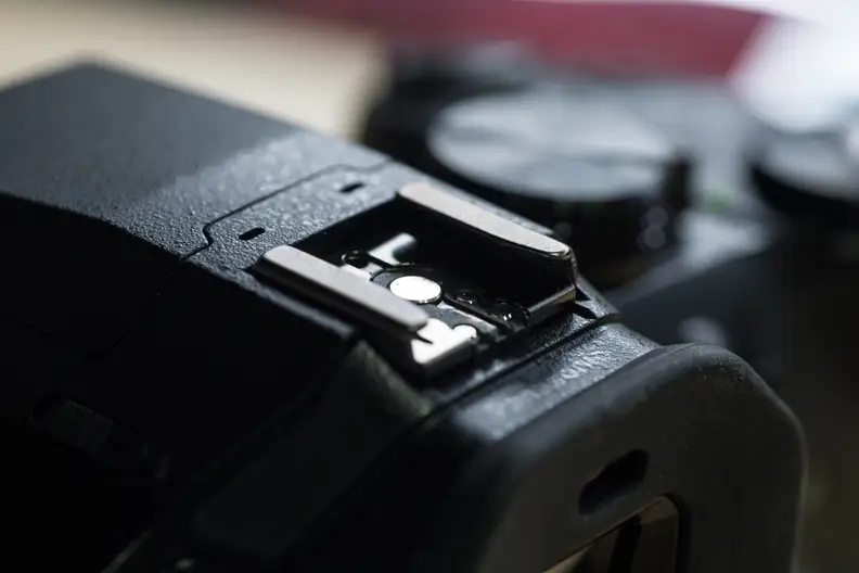A photo of the Panasonic Lumix FZ300's hot shoe.