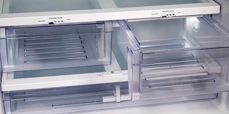You can adjust the humidity on each of the crispers separately.