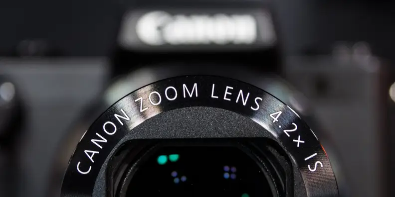 A photo of the Canon PowerShot G5X taken at Photo Plus in New York City.
