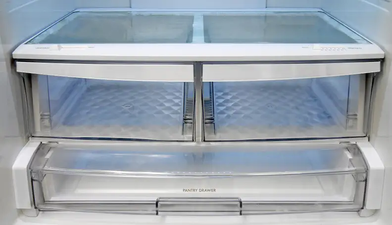 The crispers were easily the least satisfying element of the Kenmore Elite 79043's performance.