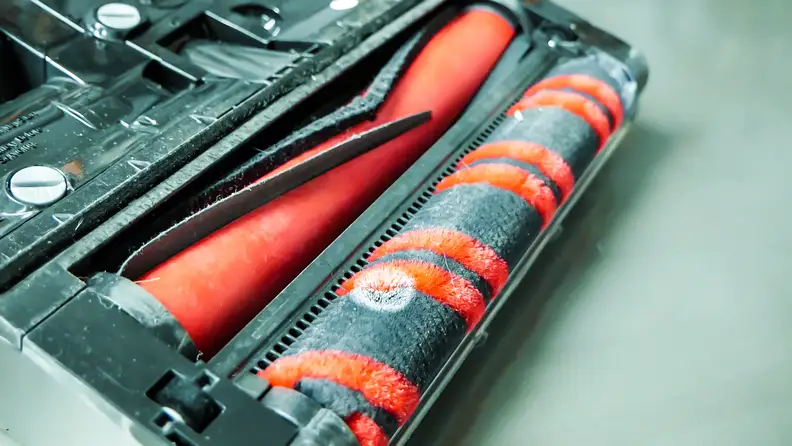The DuoClean brushroll of the Shark Stratos cordless vacuum.
