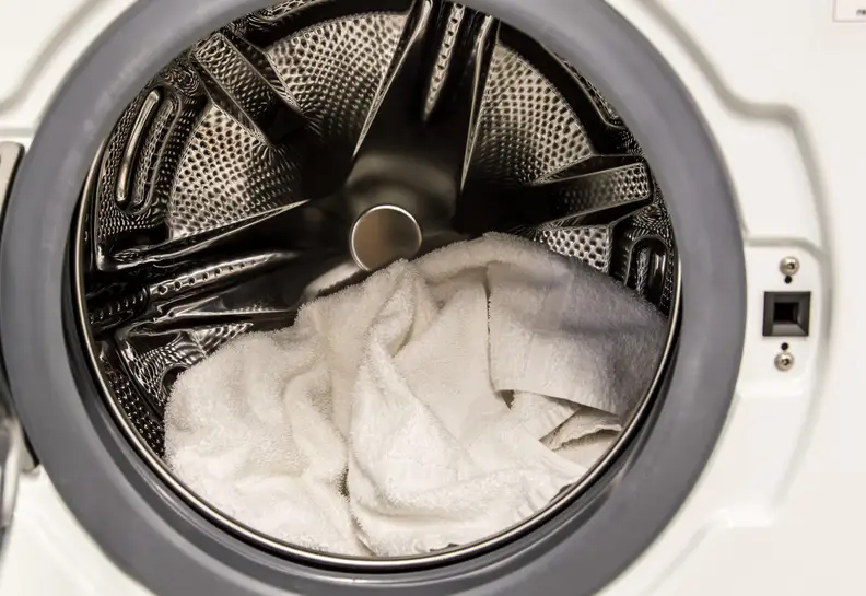 The Super Combo 4400 with one towel inside.