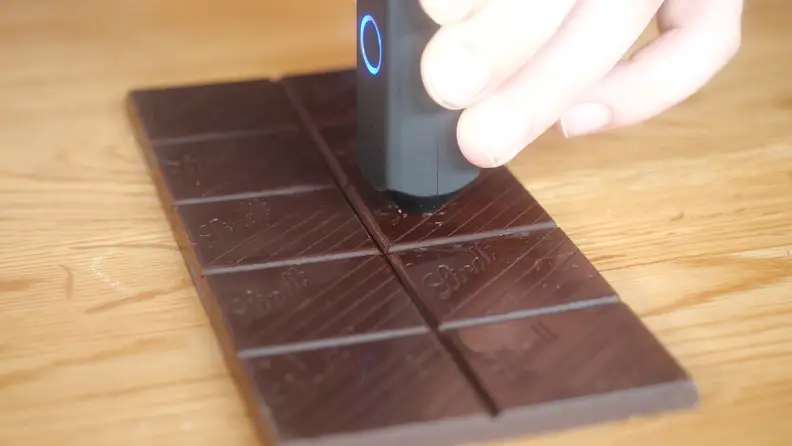Testing dark chocolate with Linksquare