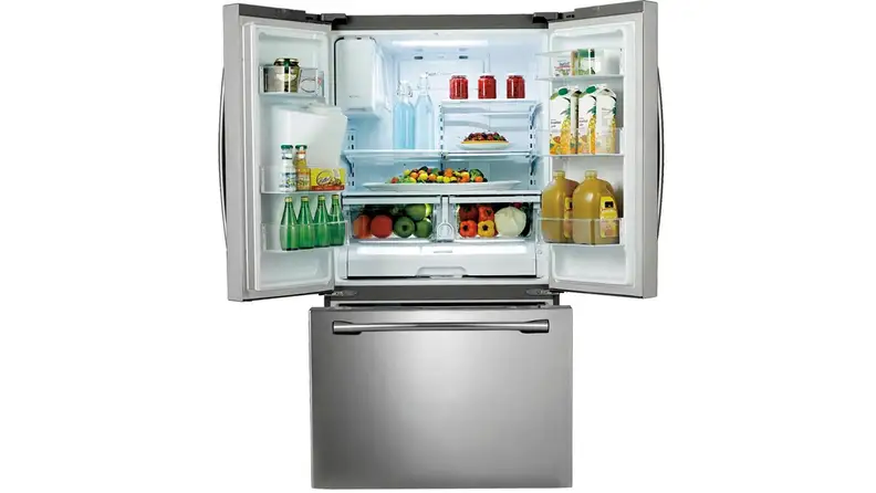 The interior of the Samsung RF263BEAESG