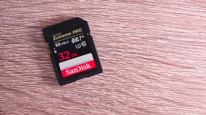 Best tech gifts of 2019: SanDisk 32GB