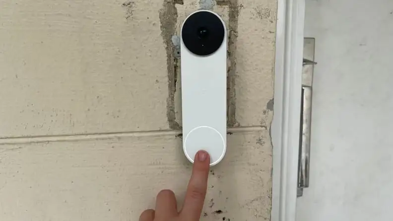 Showing the features of the Nest Doorbell