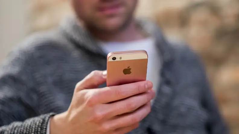 Apple iPhone SE In Use