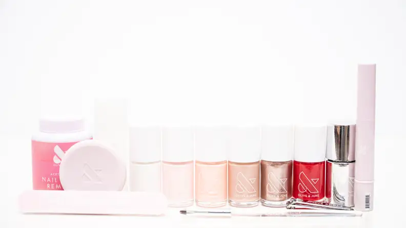 The Olive & June Mani System.
