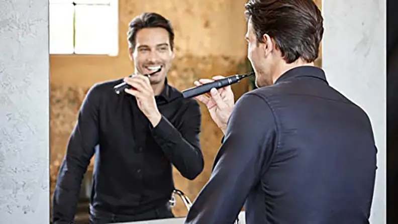 Philips Sonicare Diamond Clean Rechargeable Electric Toothbrush
