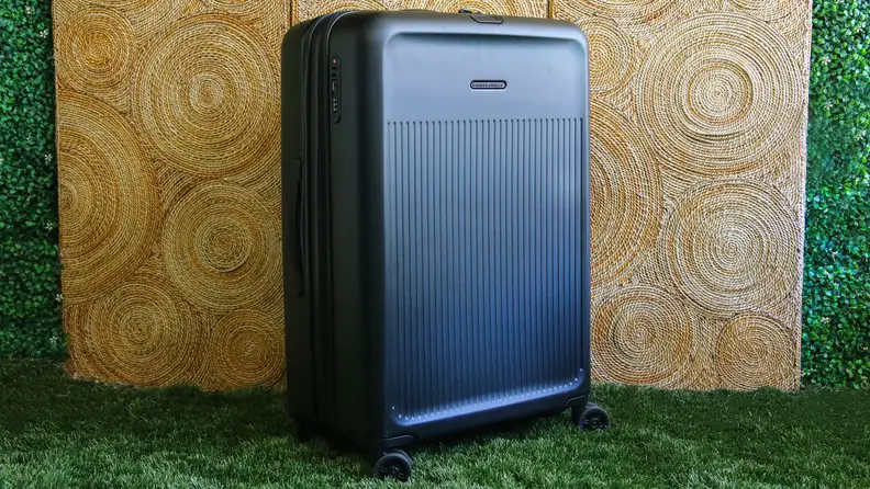 The Briggs & Riley Sympatico Large Expandable Spinner.