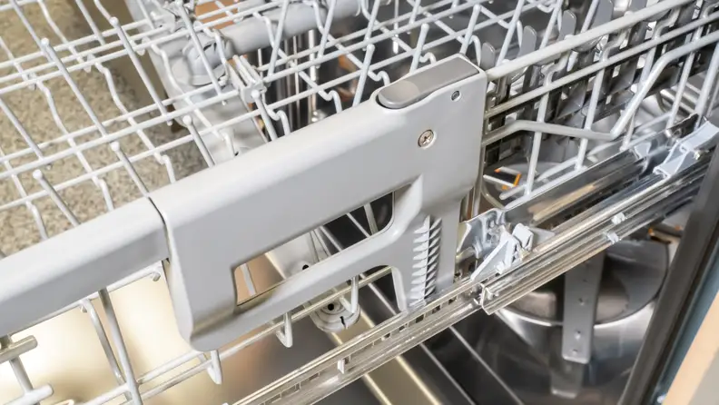 LG LDP6797ST dishwasher adjustable height middle rack
