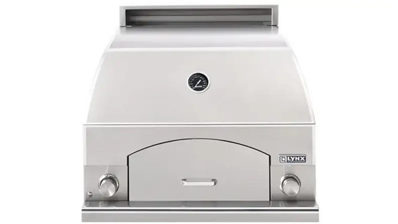 A Lynx Napoli outdoor pizza oven