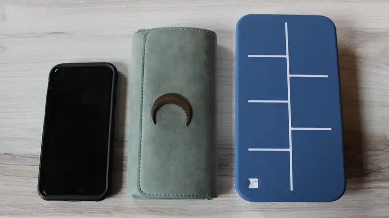 Here's the EllieGrid next to my wallet and iPhone X.