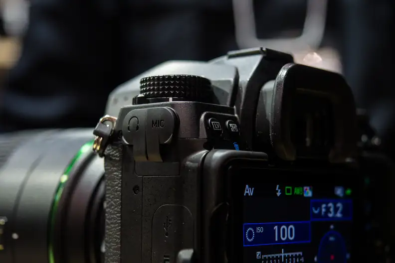 Mic and headphone jacks are certainly welcome, but a maximum shooting resolution of 1080/30p will rule this camera out for most serious video shooters.