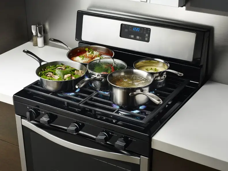 Whirlpool WFG505M0BS gas range