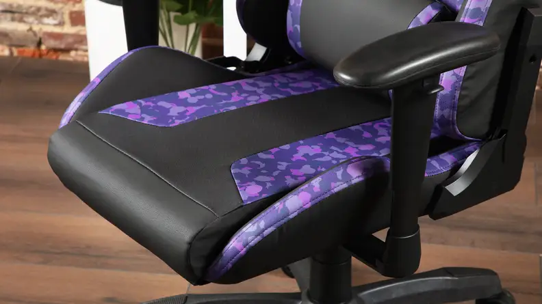 Close-up of the gaming chair's sitting and armrests.