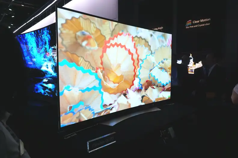 LG EG9900 color