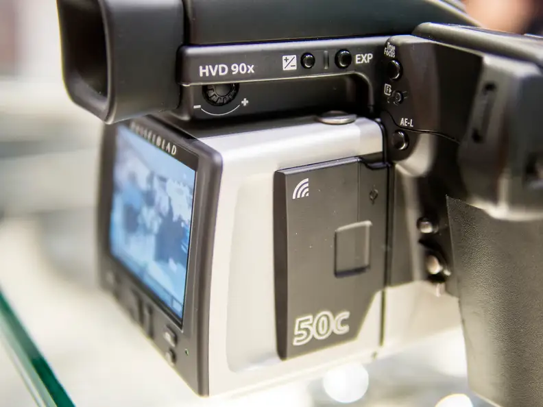 WiFi is the big addition on the H5D-50C with WiFi and even made its way into the name.