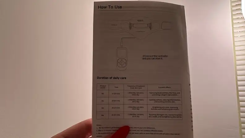 Instructions for the Megelin LASER & LED Mask showing various modes.