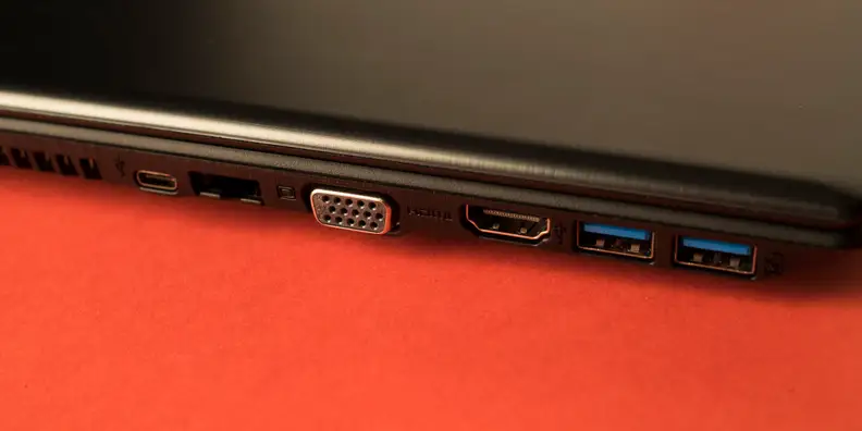 Acer Aspire E15 Ports