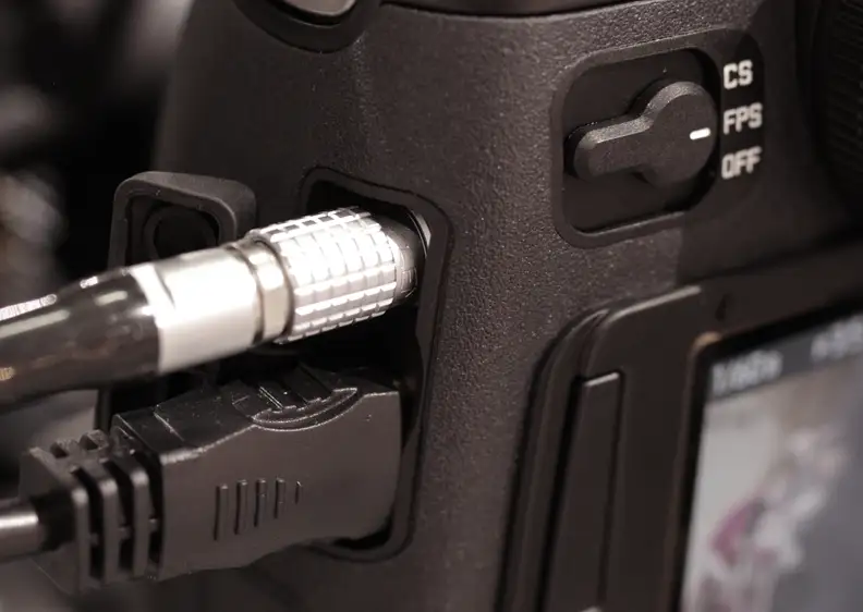 When converting it to a cinema camera you can output the 4K video signal via HDMI to external recorders.