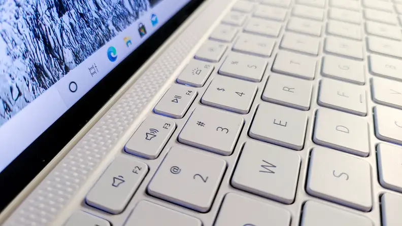 Dell XPS 15 9500 backlit keyboard