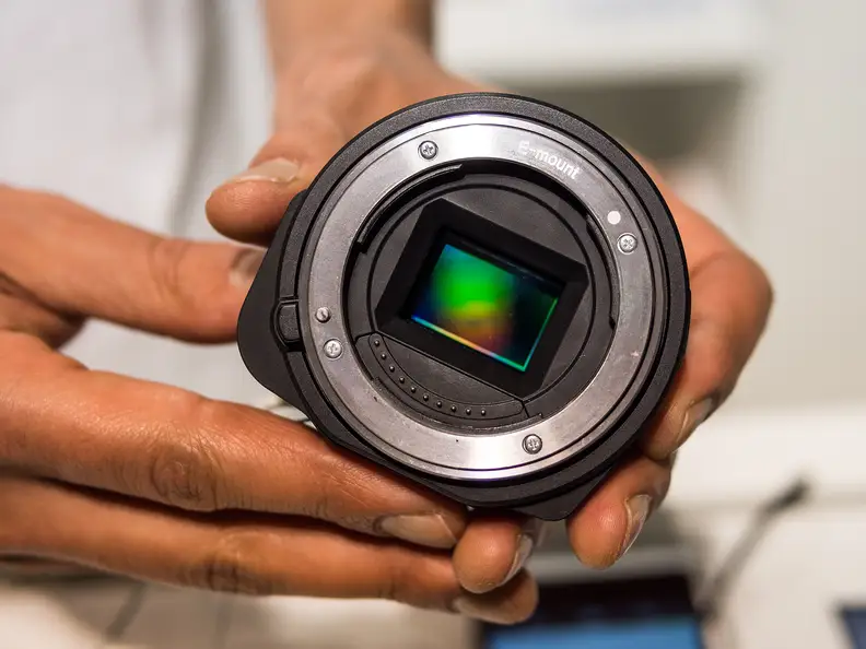 Just look at all that sensor real estate...