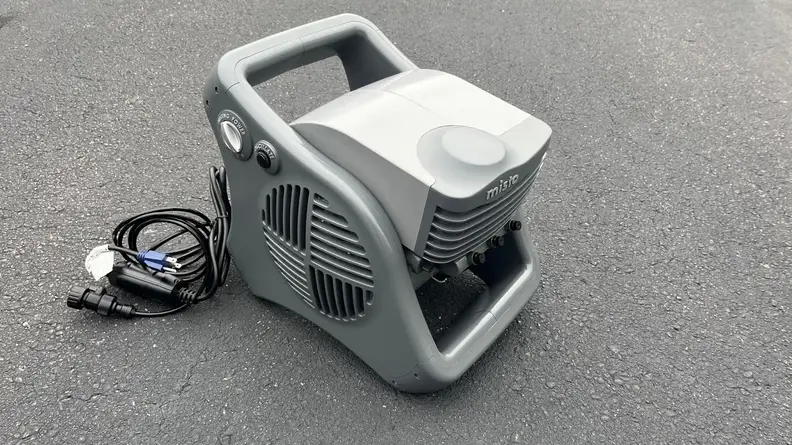 The Lasko Misto sits outside on the pavement