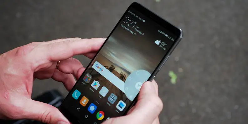 Huawei Mate 9 Navigation Dock