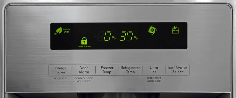 The Kenmore 70333's boxy controls may not be overly attractive, but they're responsive enough.