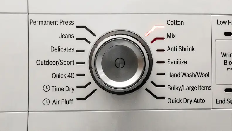 Multiple drying features on a dryer from Bosch.