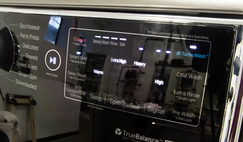 The WM5000HVA comes with every smart feature LG has come up with over the years.