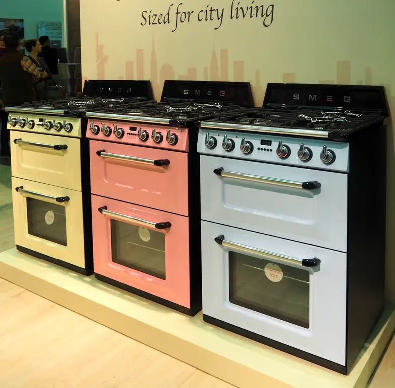 SMEG 24-inch ranges multicolor