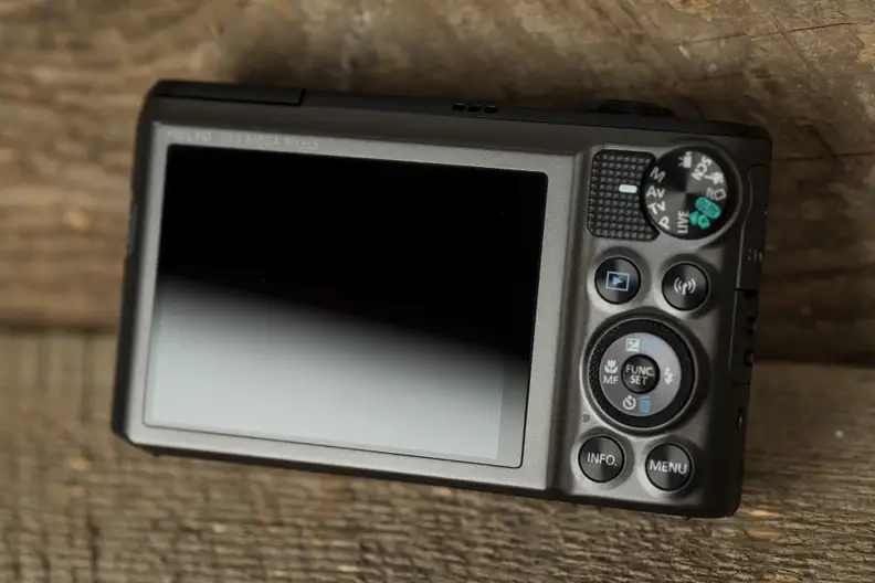 A photo of the Canon PowerShot SX720 HS.