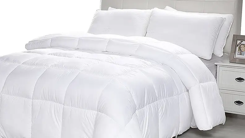 Equinox All-Season Down Alternative Quilted Comforter