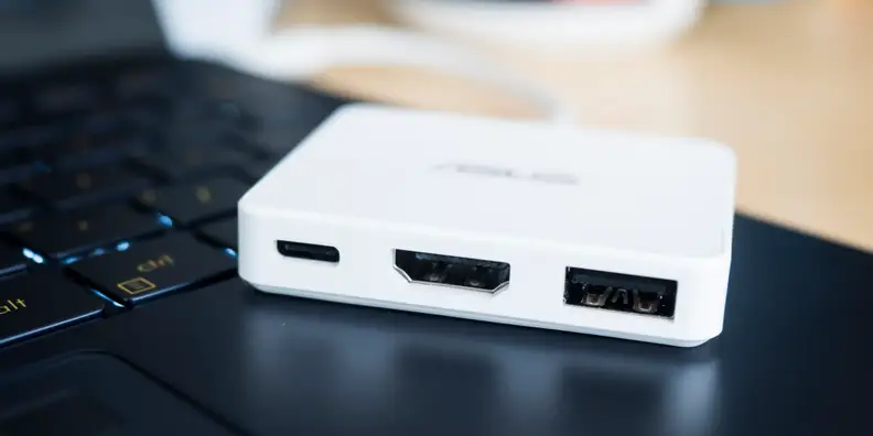 Asus ZenBook 3 Hub