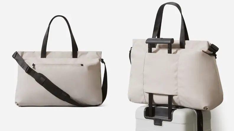 grey weekender transit bag by Everlane
