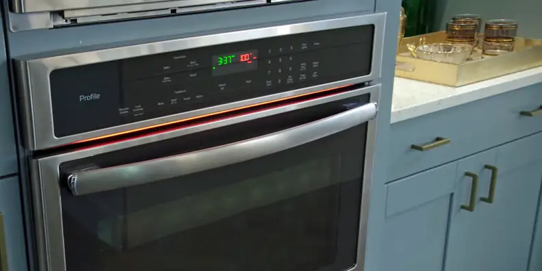 A GE connected oven in use