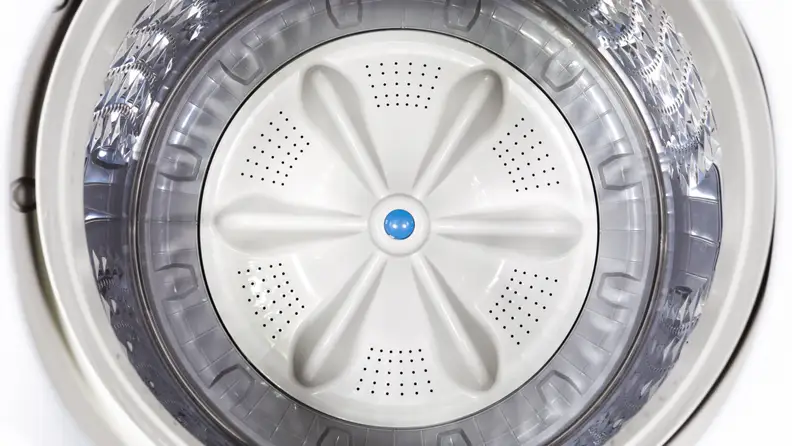Without a pole agitator, you get the full use of the 4.5-cu.-ft. drum.