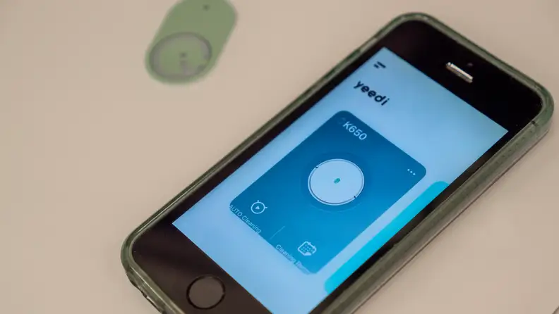 The Yeedi K650 app lets you control very basic functions of the robot vacuum—like start and stop.