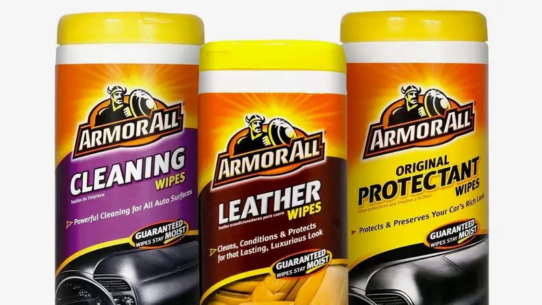 What parents should keep in the car - ArmorAll wipes